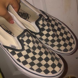 Size 7 women’s vans checkered